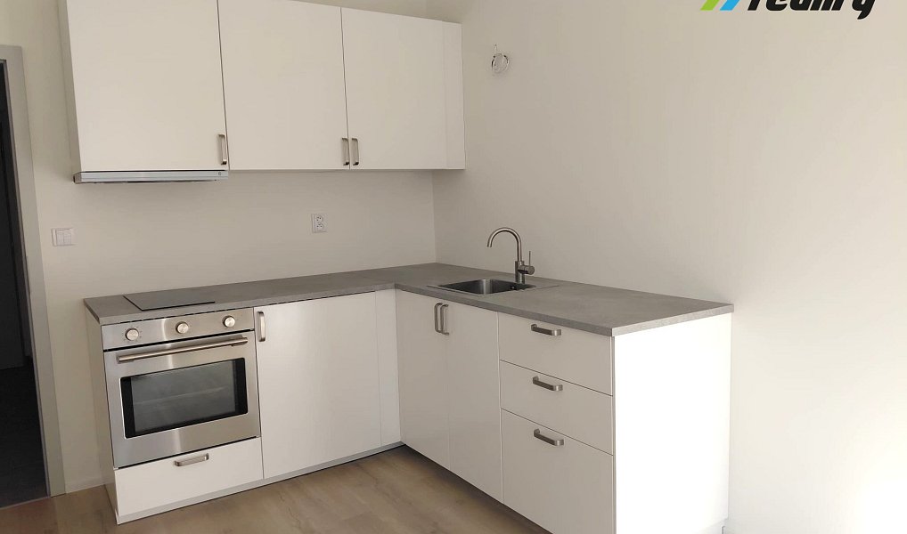 Pronájem bytu 1+kk 31 m², Lysá nad Labem – náhled fotky 2