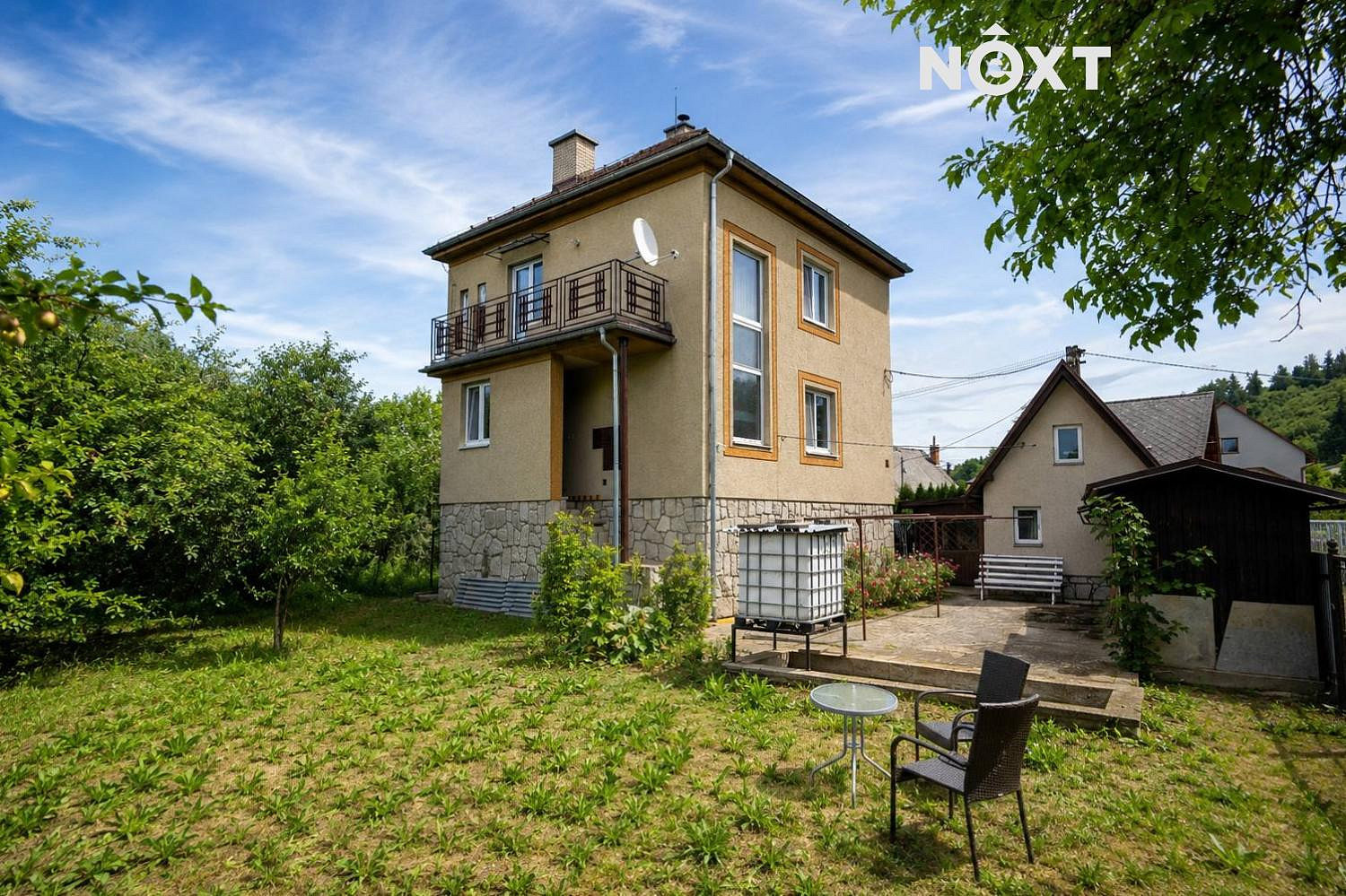 Prodej domu 160 m² s pozemkem 890 m² — photo 2
