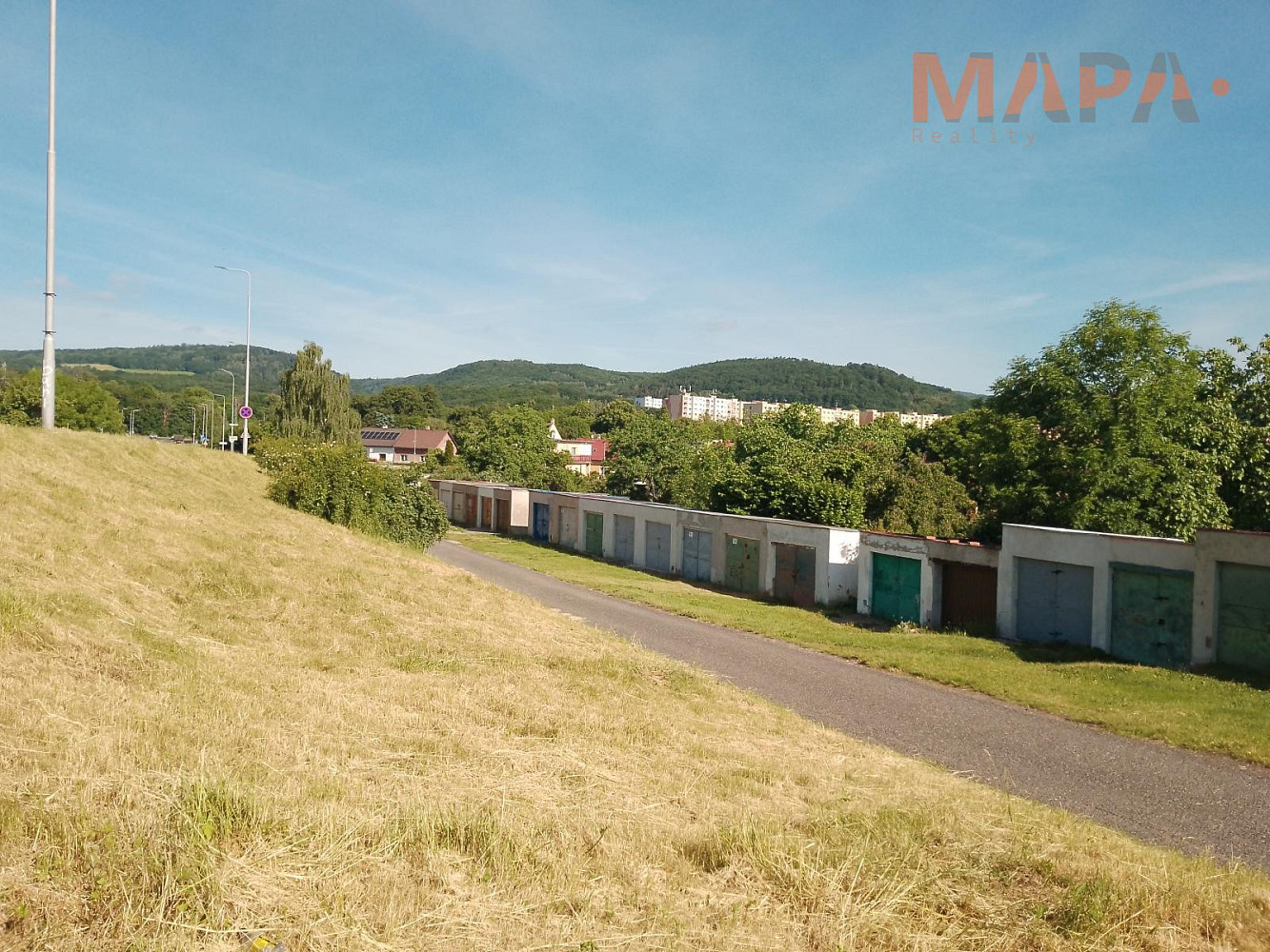 Prodej garáže, 19 m2, Pod Březencem-Jirkov – fotografie 3