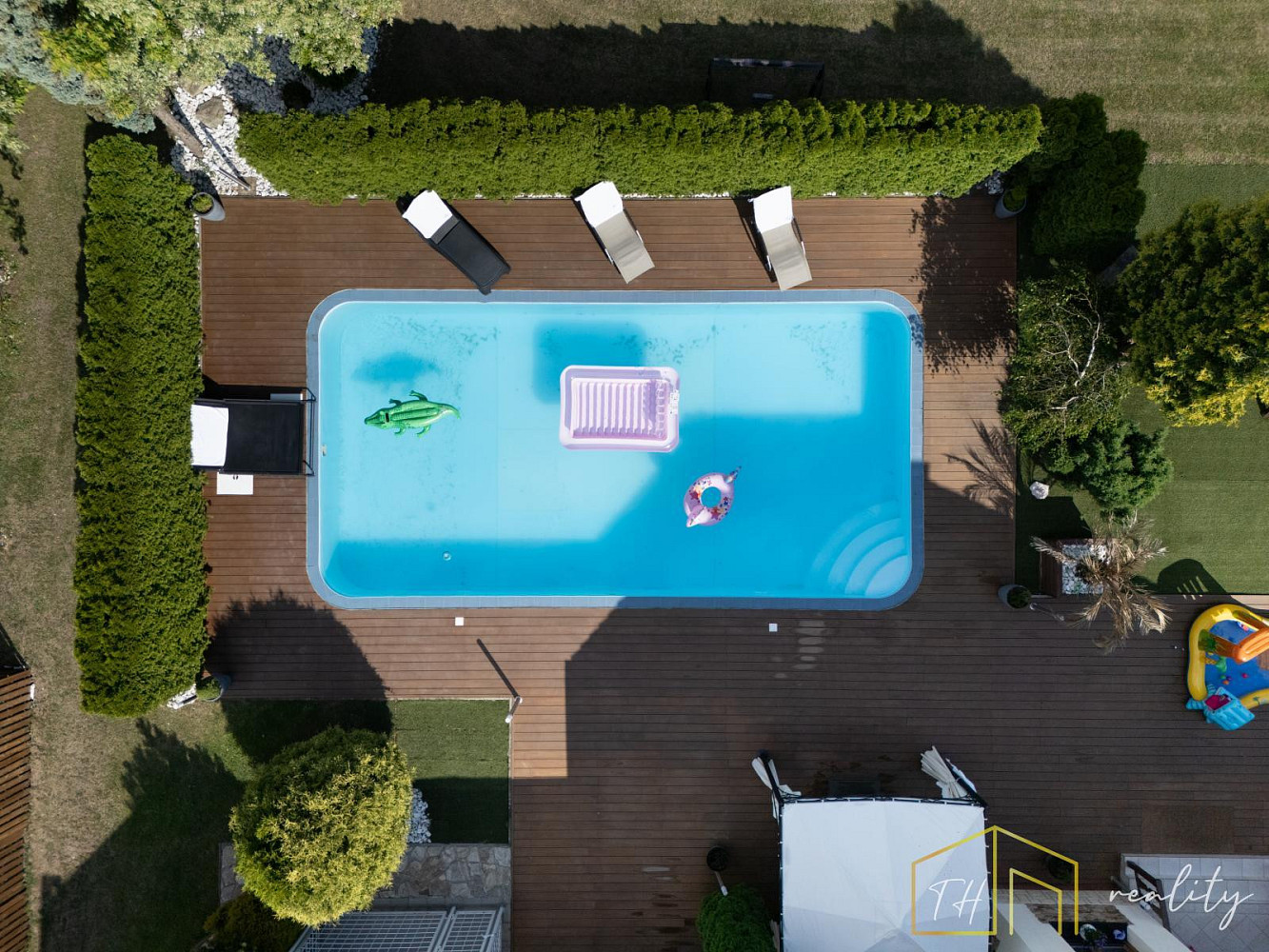 Prodej domu 400 m² s pozemkem 1 728 m² — photo 2