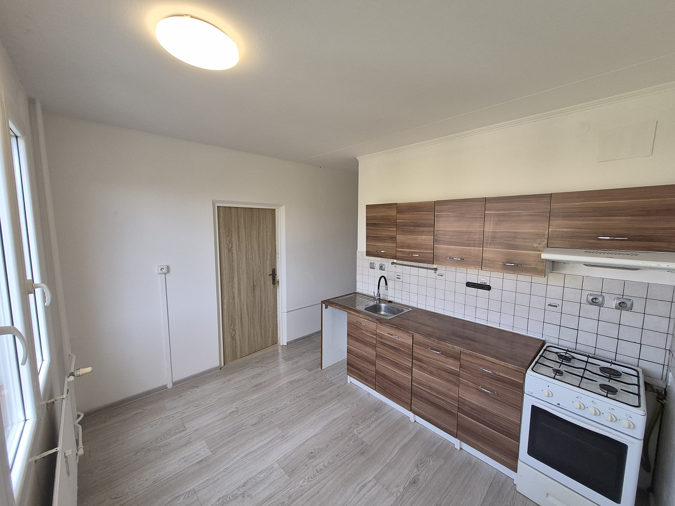 Pronájem bytu 4+1 85 m² – fotografie 4