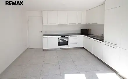 Pronájem bytu 1+kk 27 m²