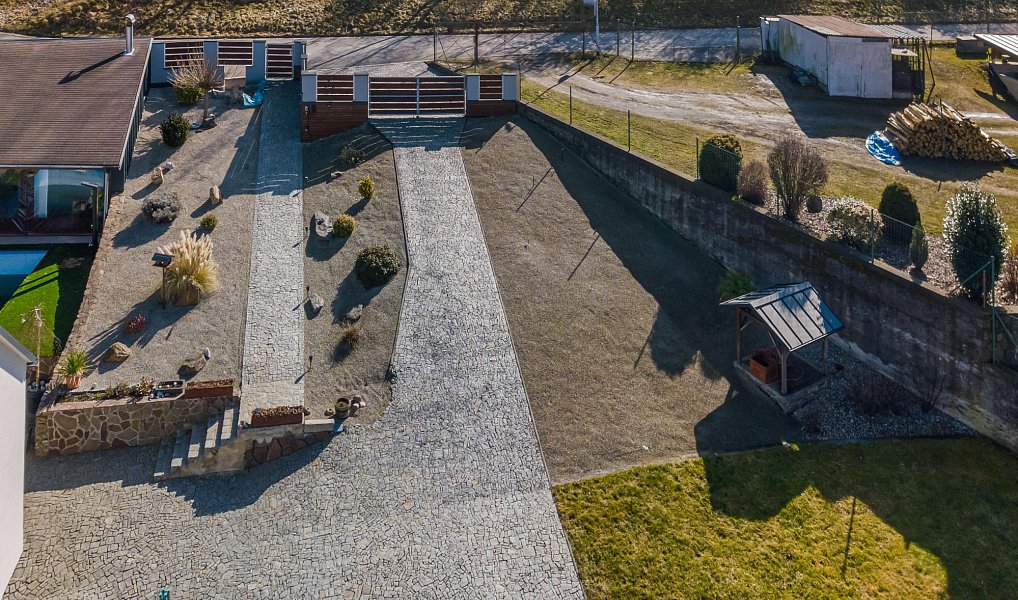 Prodej stavebního pozemku 1 124 m², Dubičné – náhled fotky 5