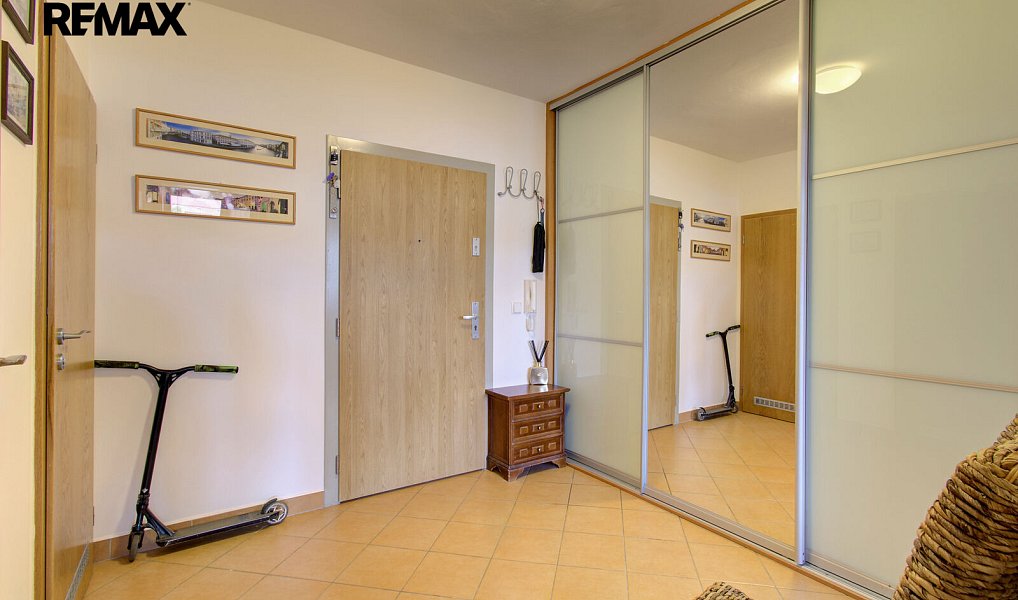 Prodej bytu 2+kk 54 m², Praha – náhled fotky 8