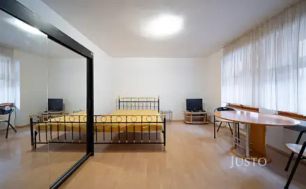 Pronájem bytu 1+1 29 m², Březanova, Třeboň - Třeboň I, okres Jindřichův Hradec