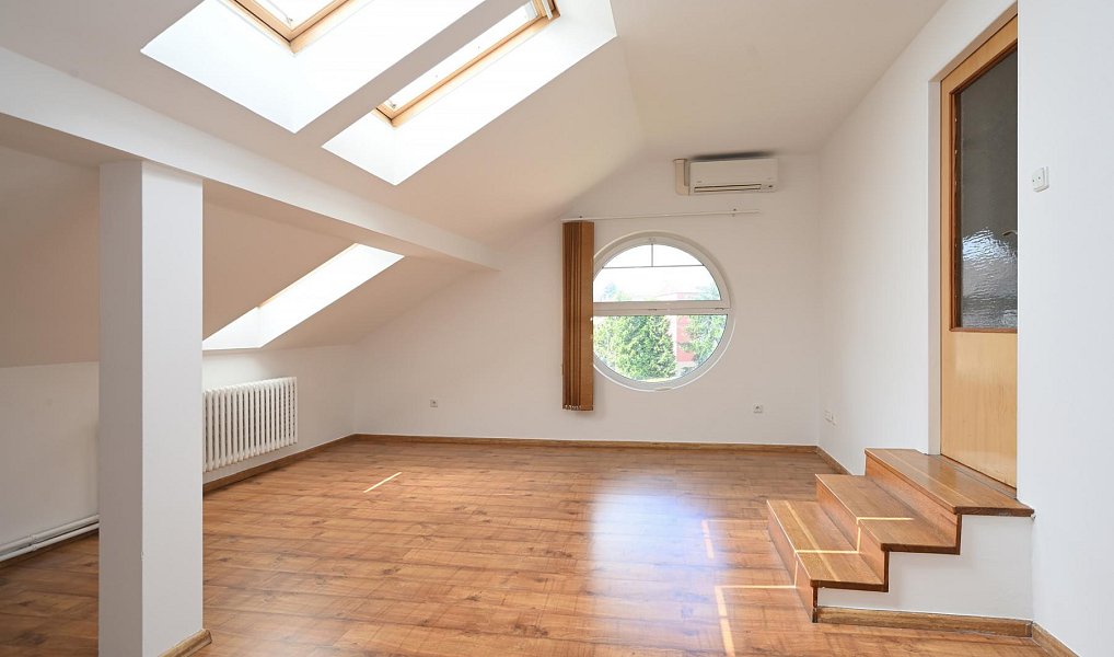 Pronájem kanceláře 454 m², Praha – náhled fotky 21