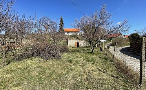 Prodej vinného sklepa s pozemkem (663 m2) ve Valticích-část Úvaly., Valtice, okres Břeclav