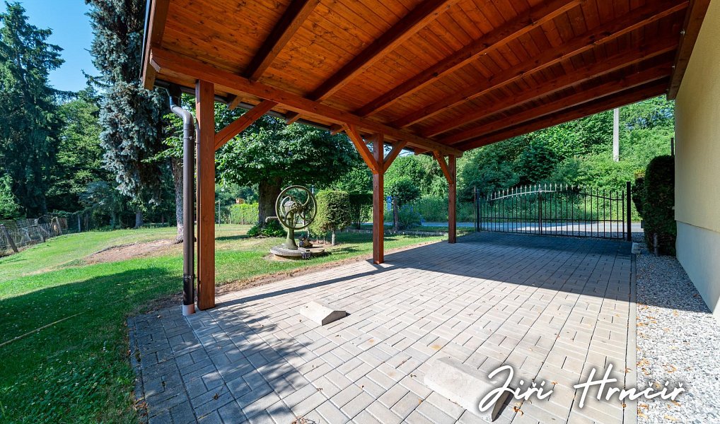 Prodej domu 197 m² s pozemkem 1 935 m², Dýšina – náhled fotky 52