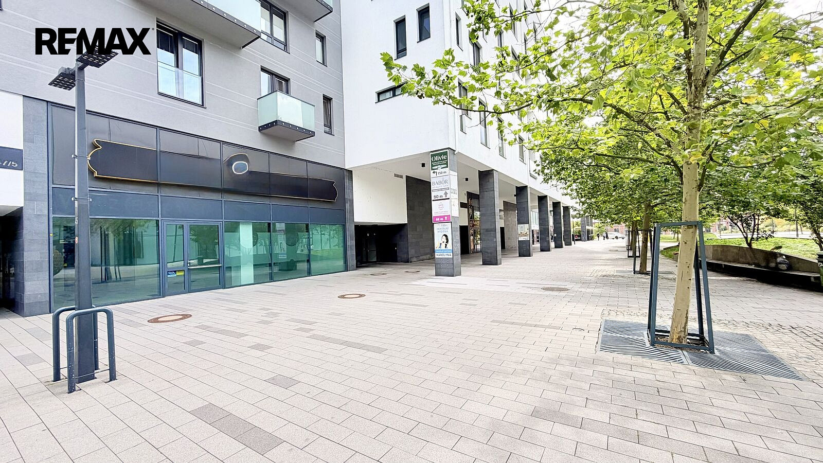 Pronájem obchodních prostor 86 m² – fotografie 2