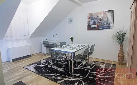 Pronájem bytu 3+kk 100 m²
