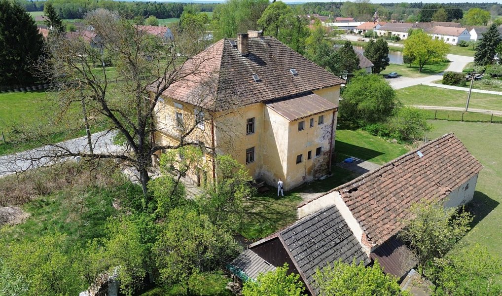 Prodej domu 240 m² s pozemkem 605 m², Novosedly nad Nežárkou – náhled fotky 16
