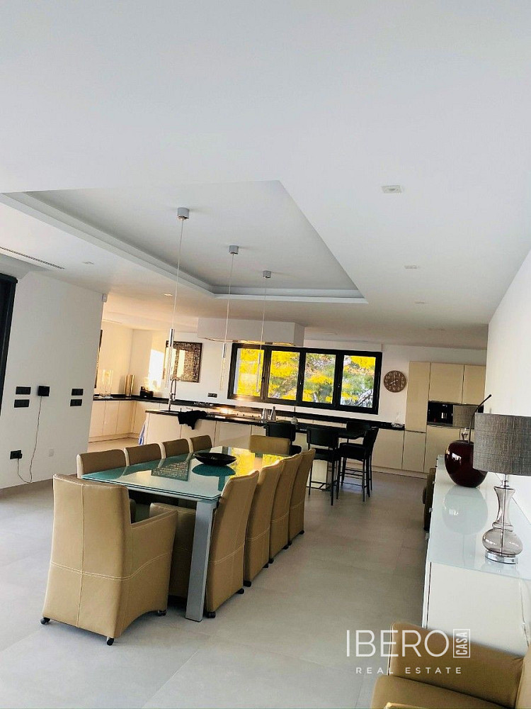 Prodej domu 680 m² s pozemkem 1 680 m² — photo 5
