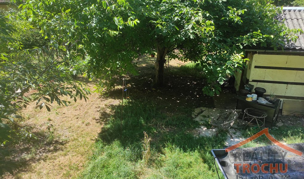 Prodej stavebního pozemku 1 623 m², Přestavlky – náhled fotky 3