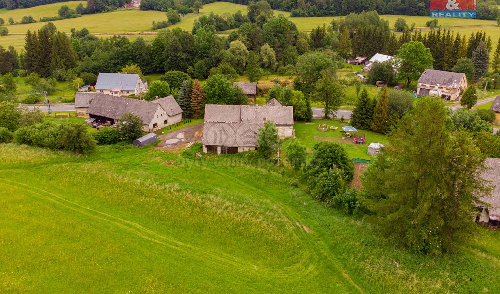 Prodej stavebního pozemku 1 442 m², Vápenná – náhled fotky 3