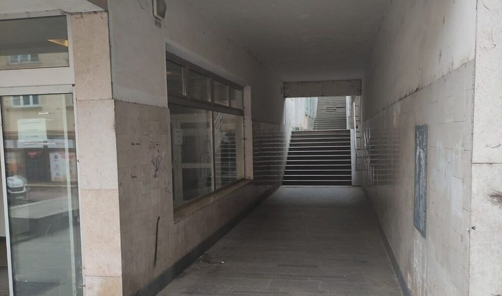 Pronájem obchodních prostor 127 m², Pelhřimov – náhled fotky 2
