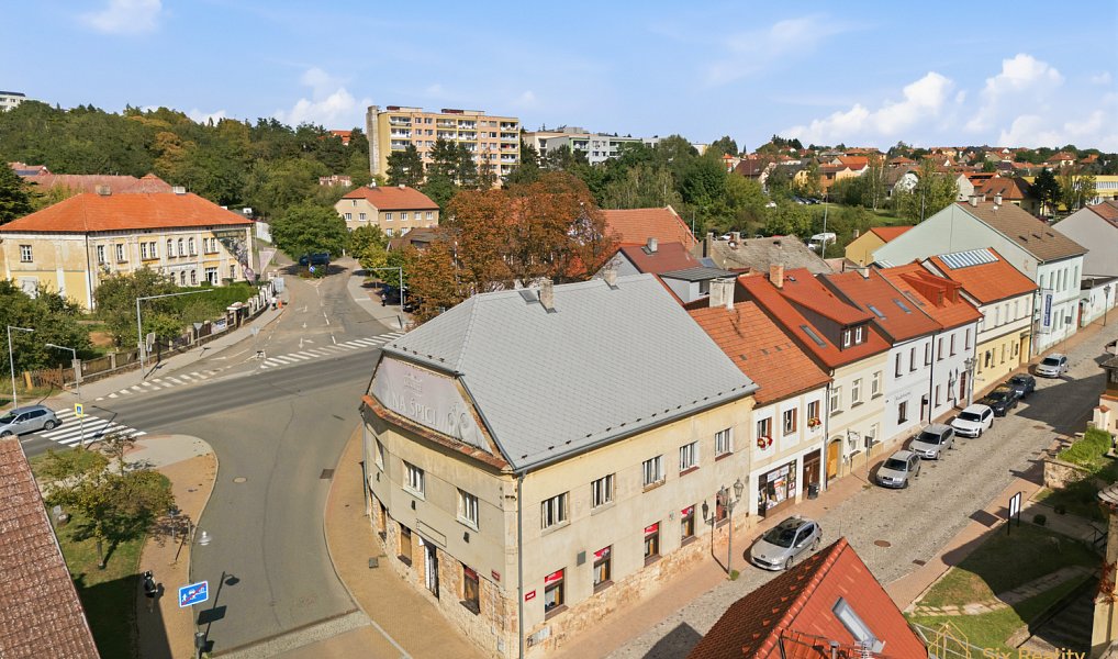 Prodej ubytovacího objektu 663 m², Rakovník – náhled fotky 35