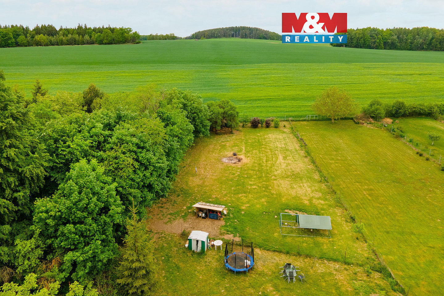 Prodej stavebního pozemku 1 016 m²