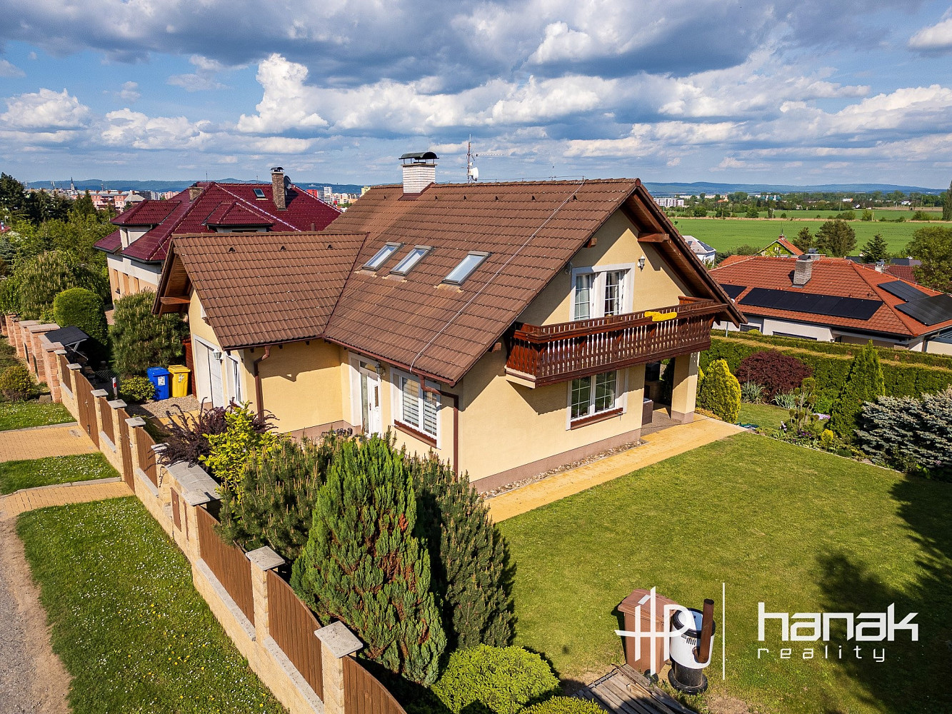 Prodej domu 146 m² s pozemkem 689 m² – fotografie 2
