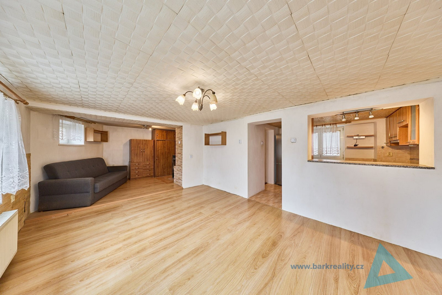 Prodej domu 135 m² s pozemkem 381 m² – fotografie 2