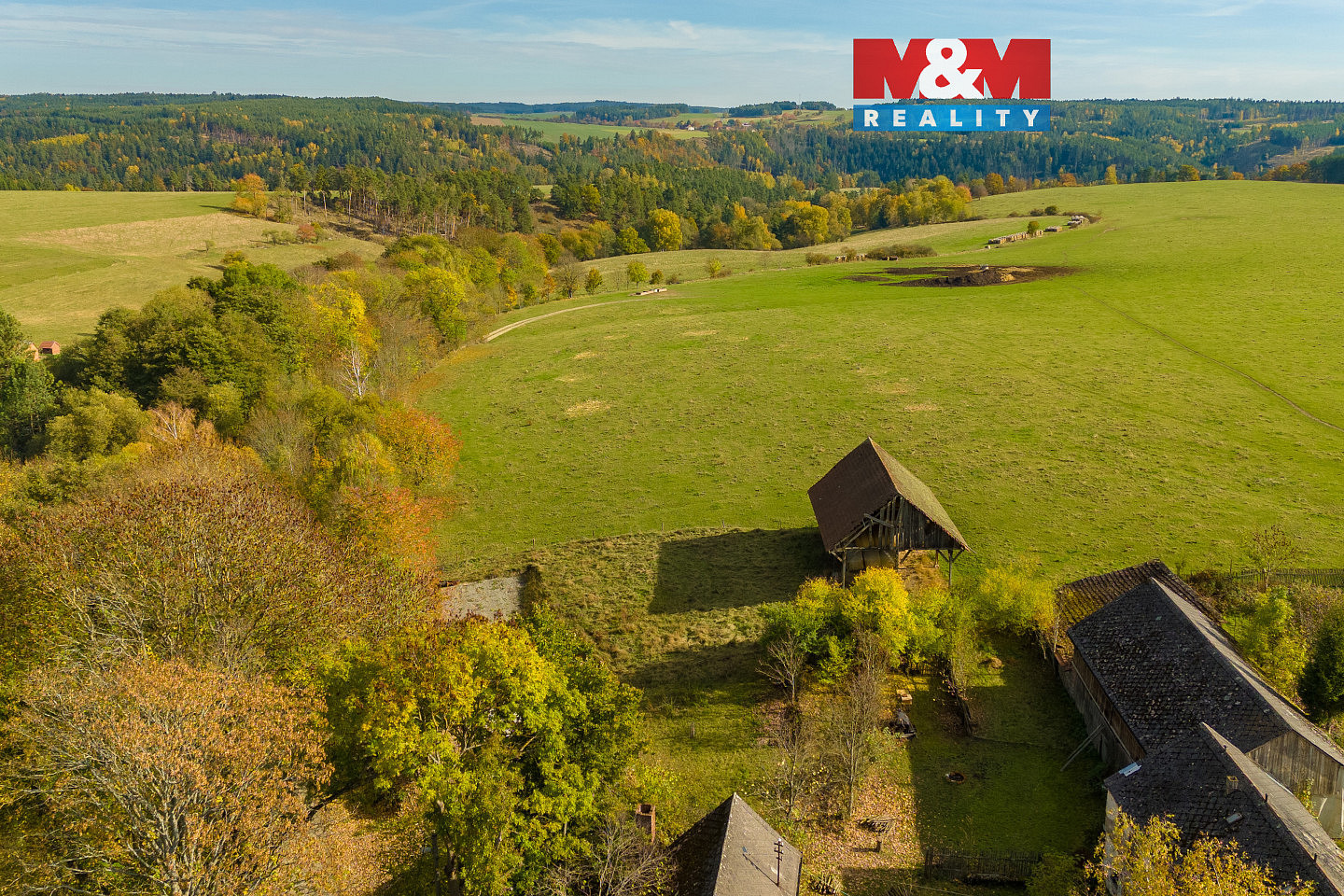 Prodej stavebního pozemku 1 302 m²