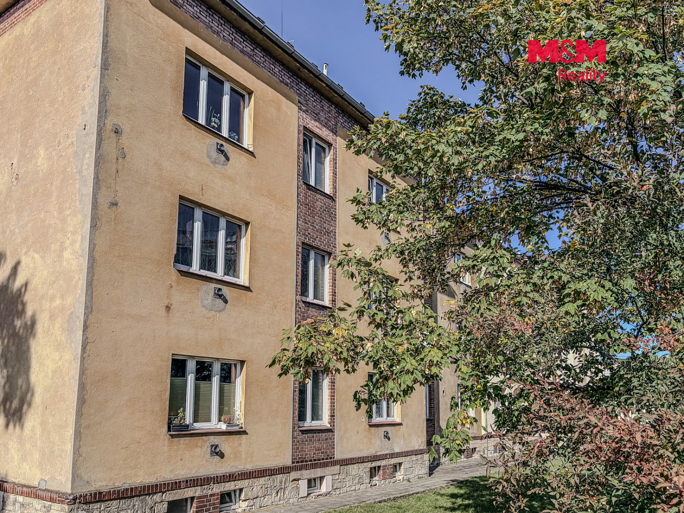 Pronájem bytu 1+kk 30 m² – fotografie 2