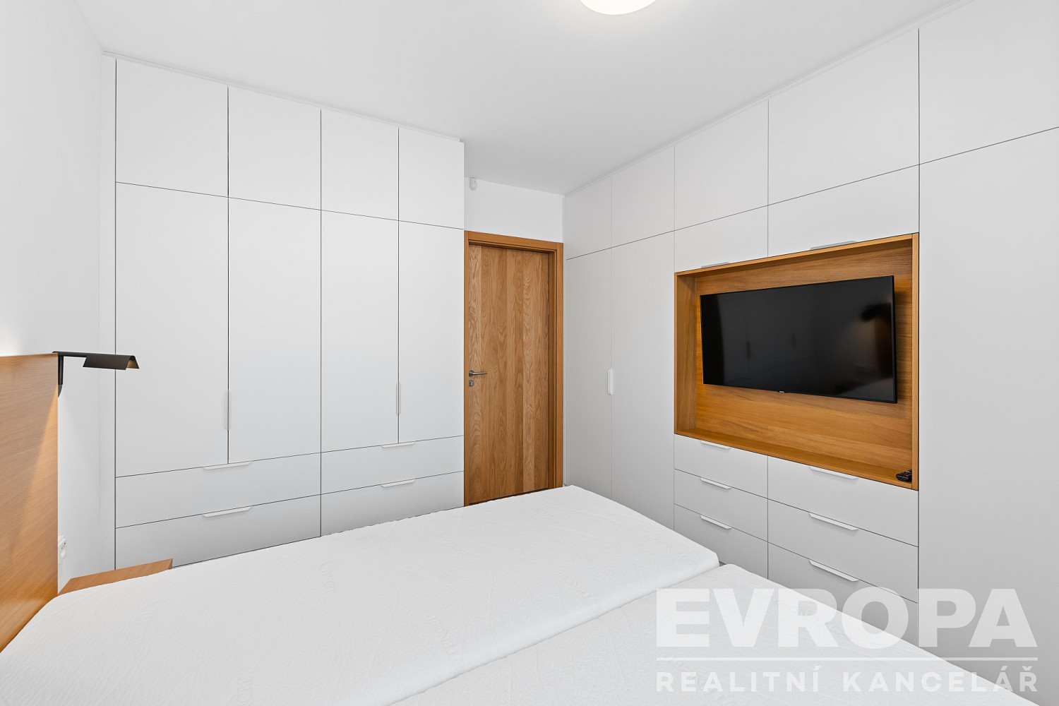 Pronájem bytu 4+kk 113 m² – fotografie 5