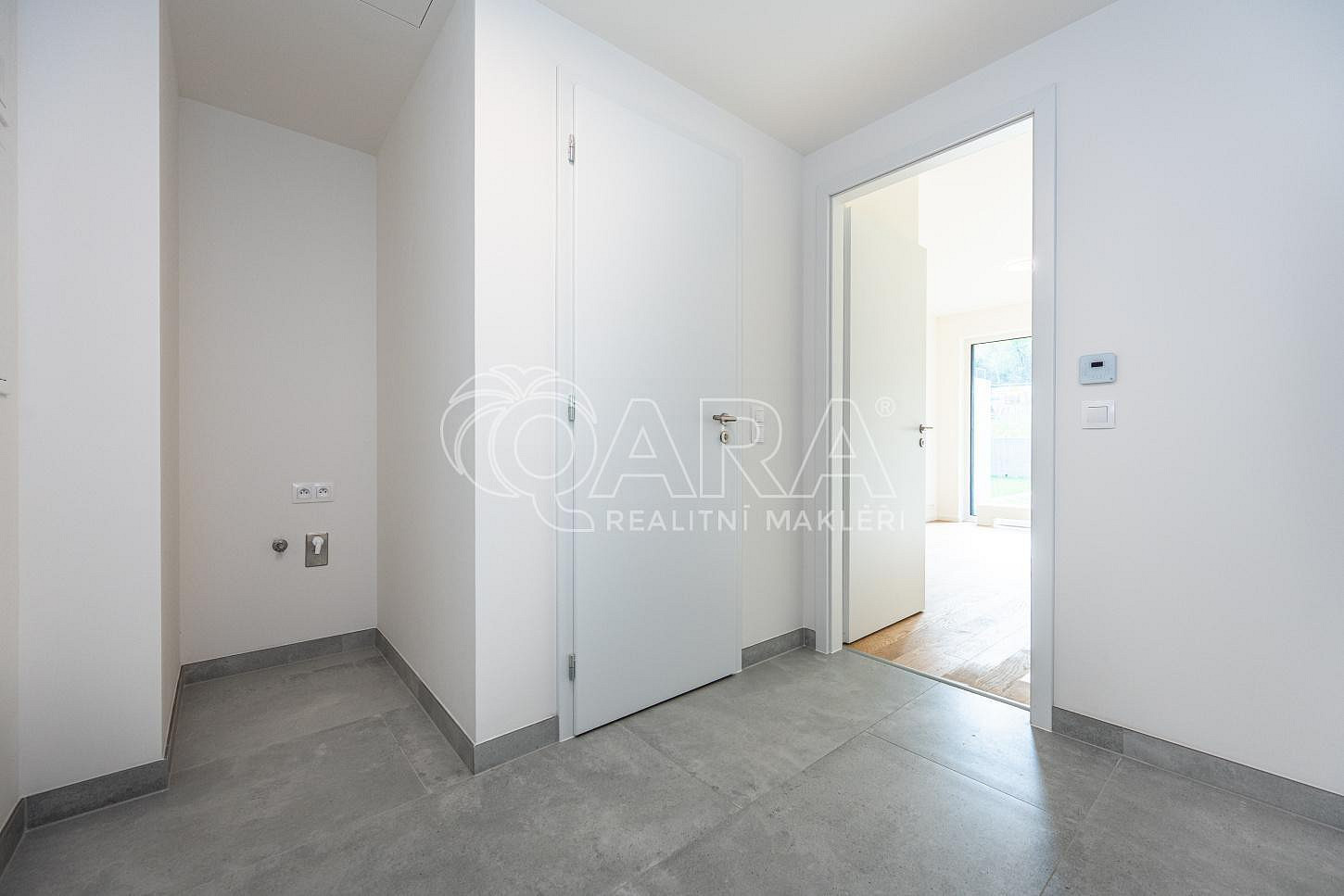 Pronájem bytu 2+kk 50 m² – fotografie 5