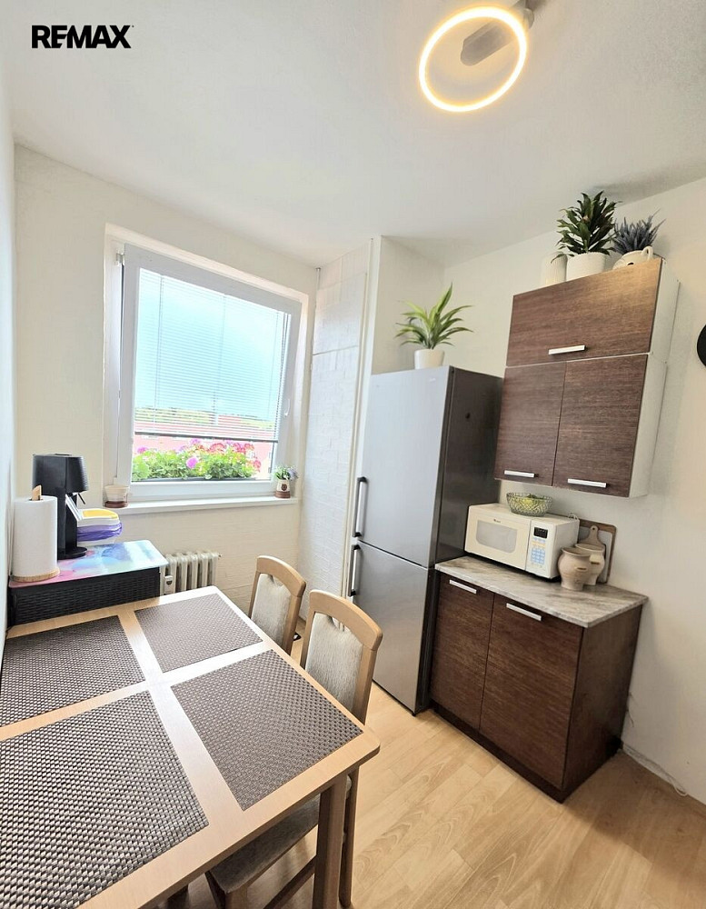 Prodej bytu 2+1 43 m² – fotografie 3