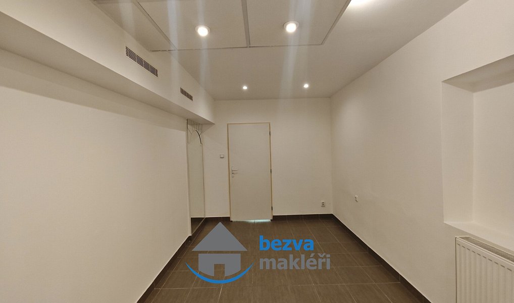 Pronájem obchodních prostor 63 m², Pardubice – náhled fotky 4