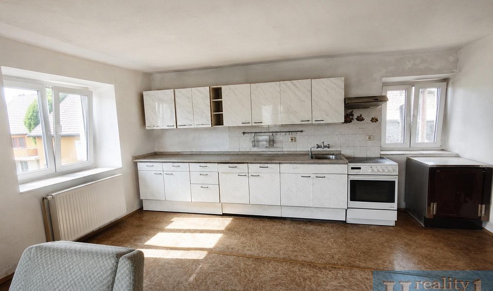 Prodej domu 120 m² s pozemkem 324 m², Pelhřimov – náhled fotky 2