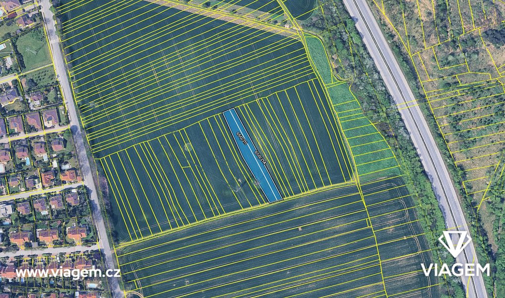 Prodej pole 715 m², Česká – náhled fotky 4