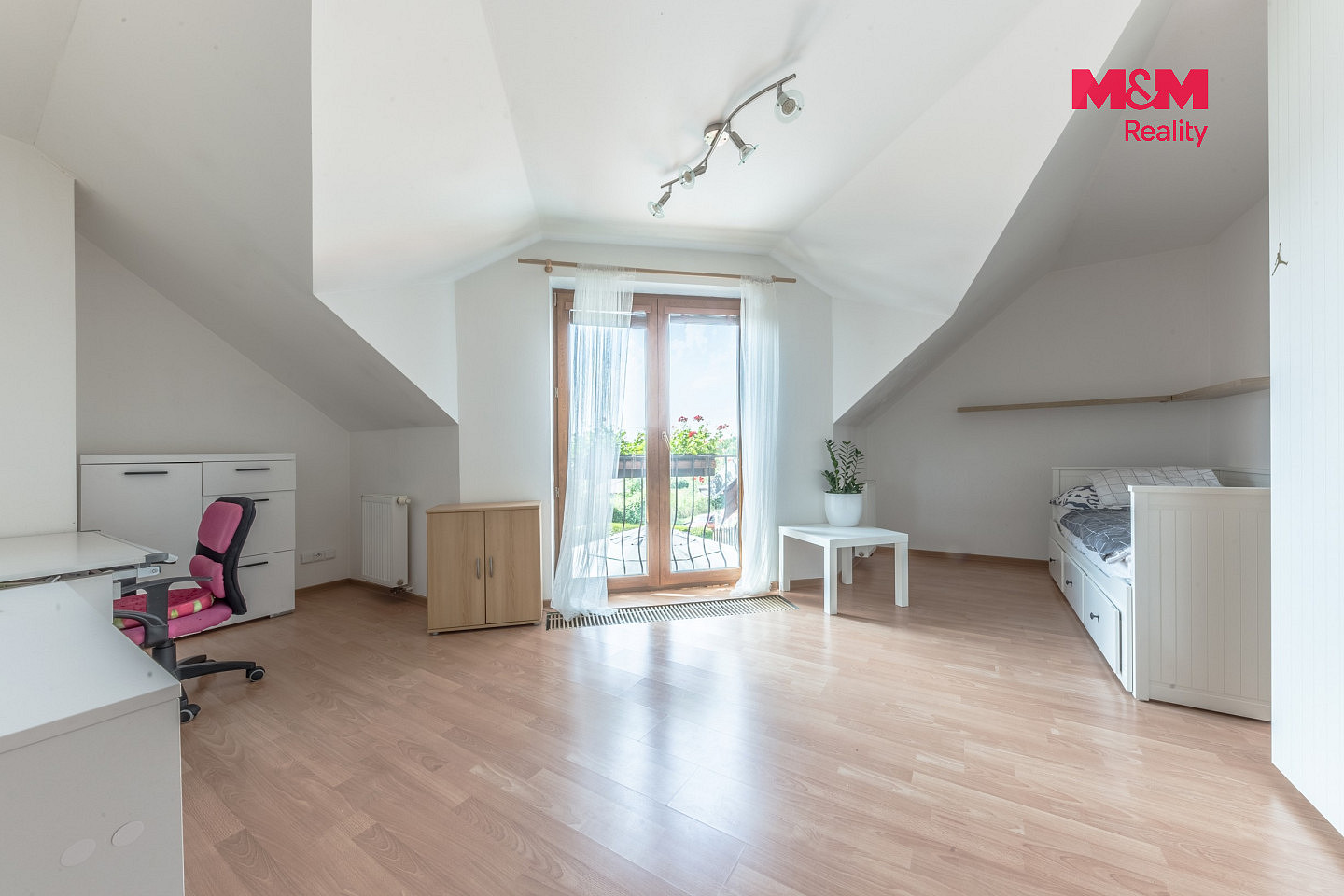 Prodej domu 225 m² s pozemkem 1 092 m² – fotografie 5