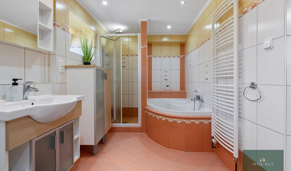 Prodej domu 200 m² s pozemkem 1 164 m², Nevřeň – náhled fotky 9