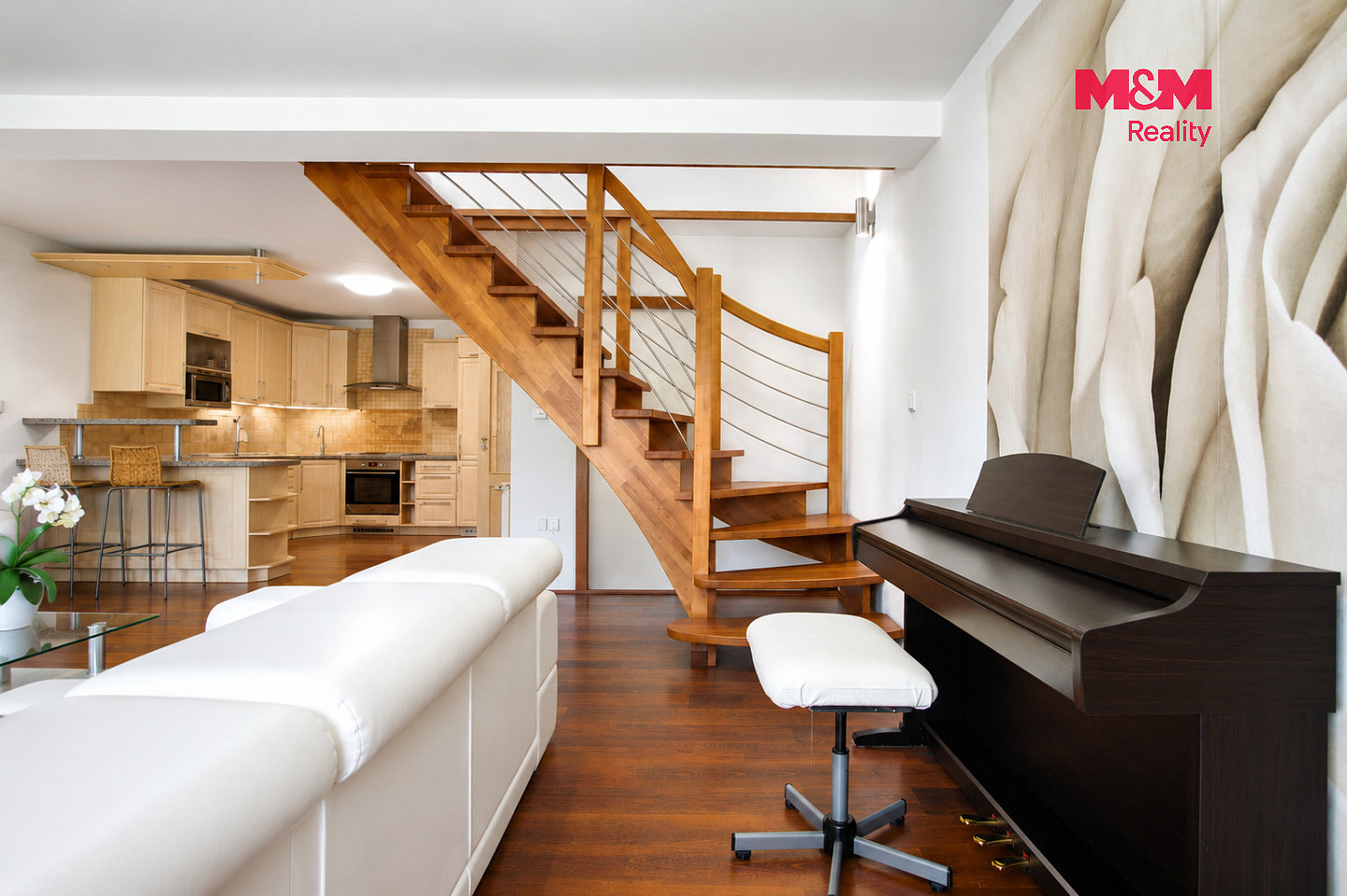 Prodej bytu 4+kk 99 m² — photo 3