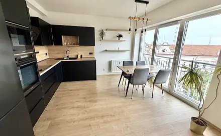 Pronájem bytu 2+kk 95 m²