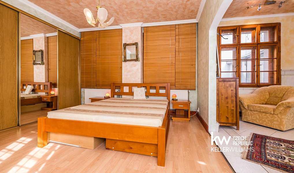 Prodej domu 450 m² s pozemkem 1 416 m², Teplice – náhled fotky 15