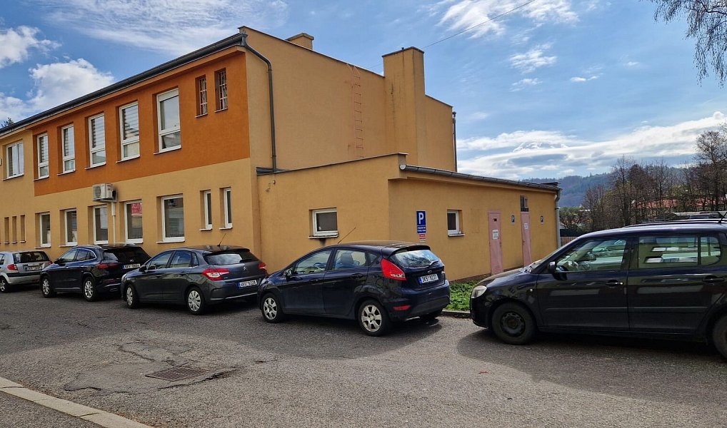 Pronájem komerčního objektu (jiného typu) 79 m², Karlovy Vary – náhled fotky 3