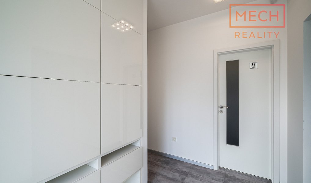 Prodej domu 221 m² s pozemkem 614 m², Nový Šaldorf-Sedlešovice – náhled fotky 31