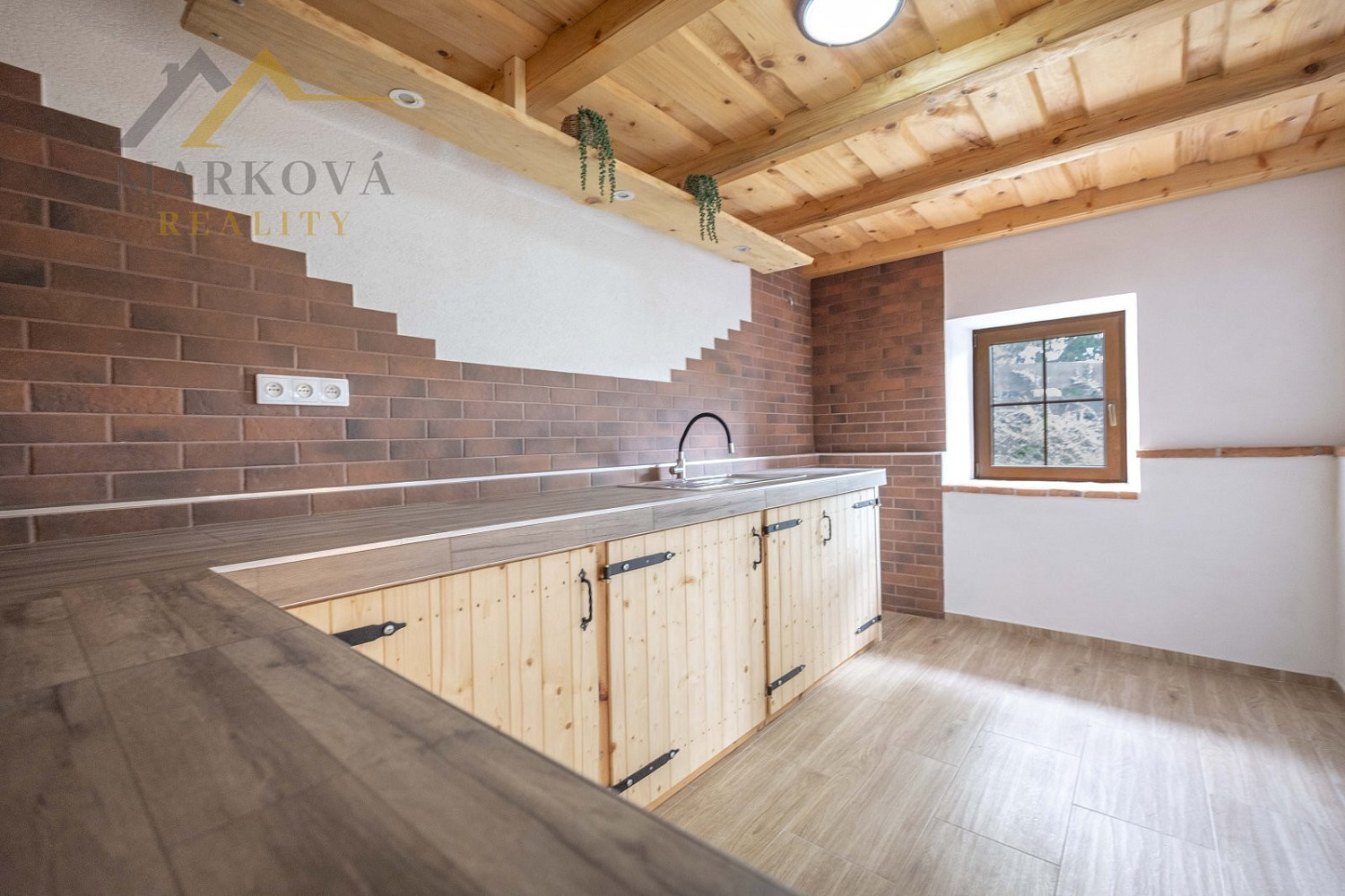 Prodej domu 194 m² s pozemkem 1 228 m² — photo 5