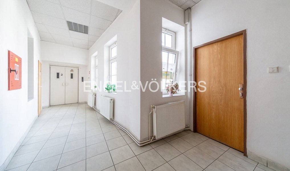 Pronájem kanceláře 58 m², Plzeň – náhled fotky 6