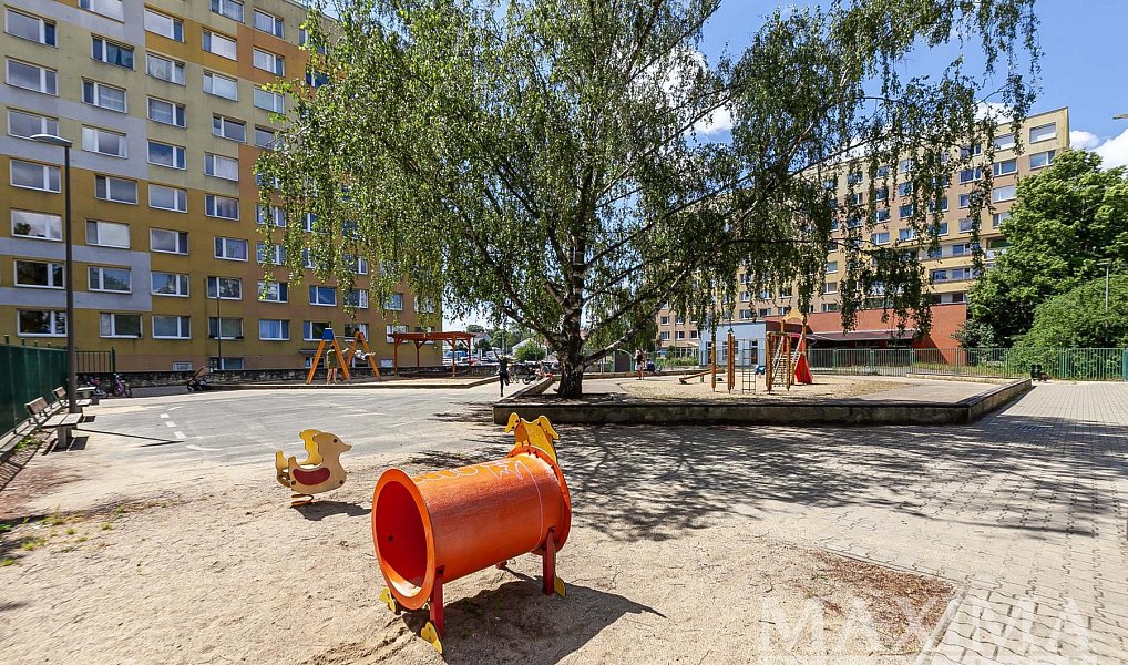 Prodej bytu 3+1 60 m², Kladno – náhled fotky 28
