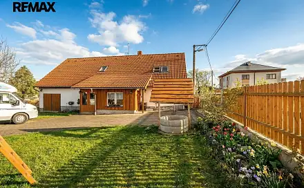Prodej domu 209 m² s pozemkem 632 m², Klatovy - Pihovice
