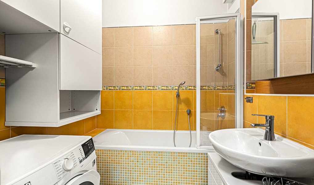 Prodej bytu 2+kk 51 m², Praha – náhled fotky 2