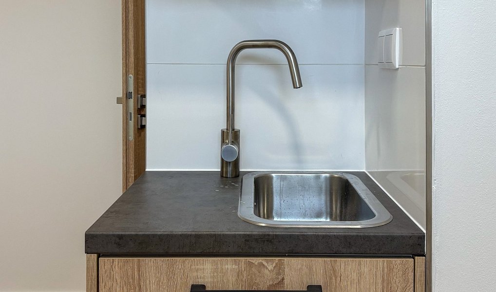 Pronájem kanceláře 12 m², Kroměříž – náhled fotky 3