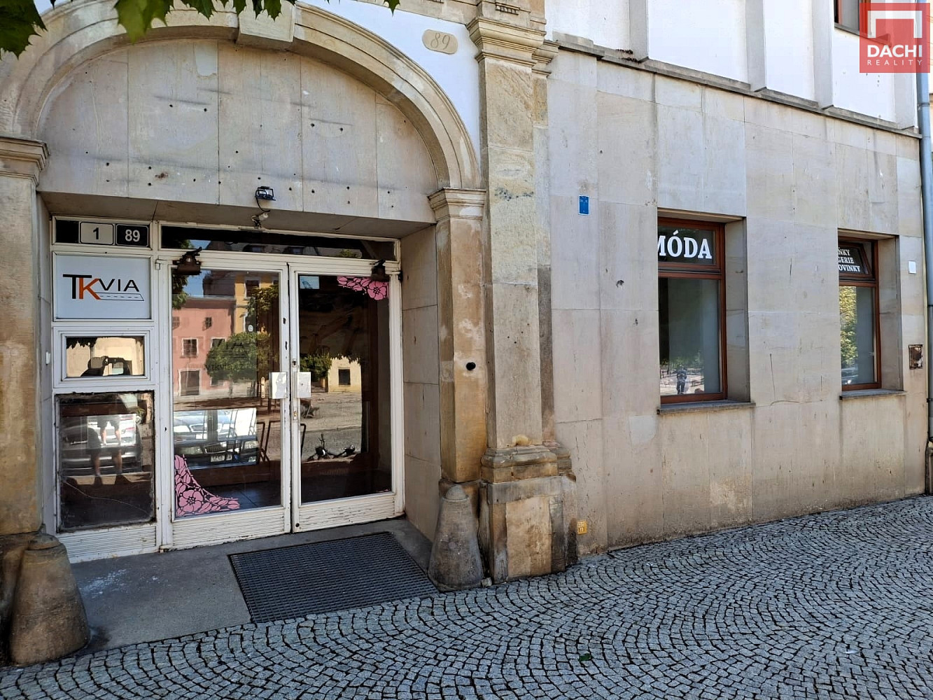 Pronájem obchodních prostor 70 m² – fotografie 2