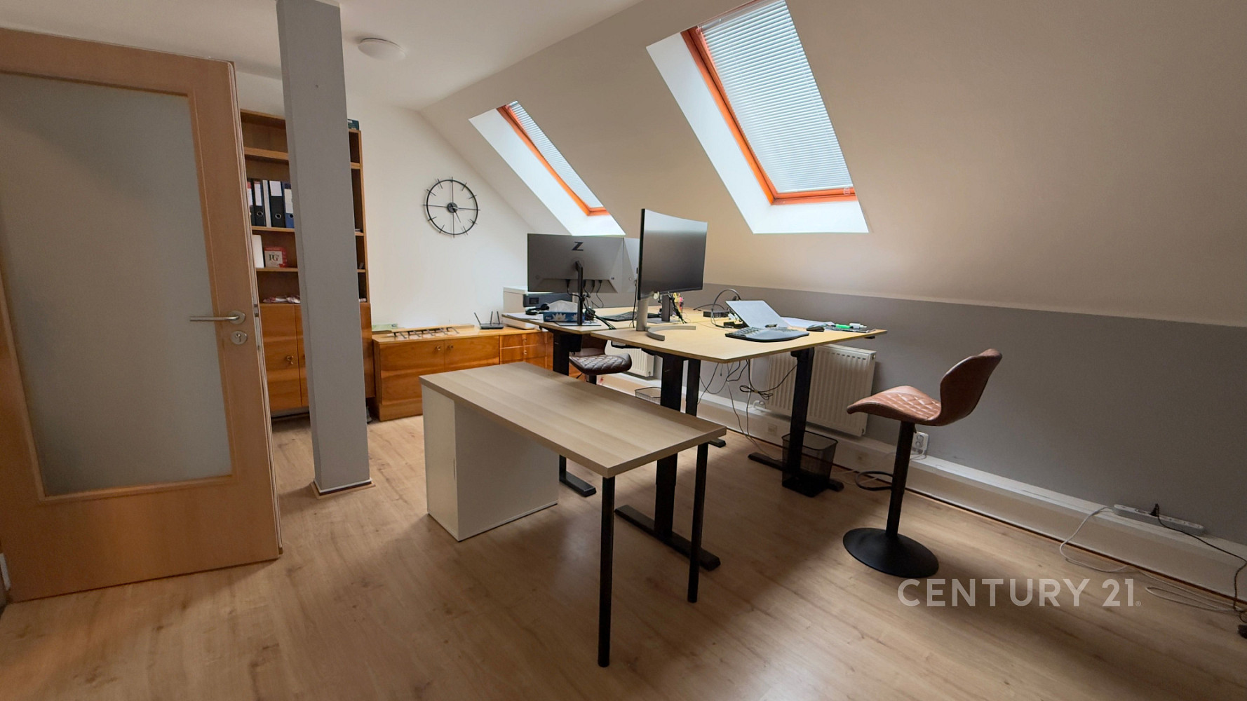 Prodej komerčního objektu (jiného typu) 758 m² – fotografie 5