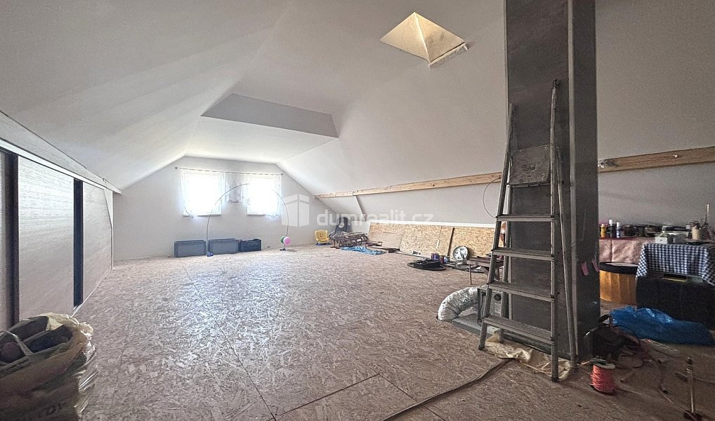 Prodej domu 135 m² s pozemkem 1 037 m², Chlum Svaté Maří – náhled fotky 12