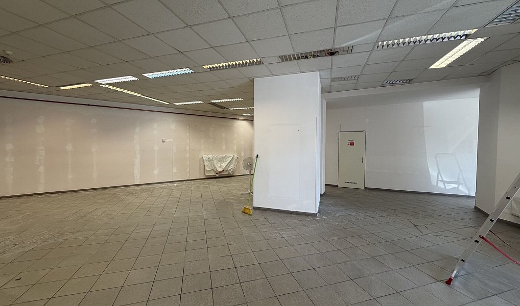 Pronájem obchodních prostor 323 m², Praha – náhled fotky 14
