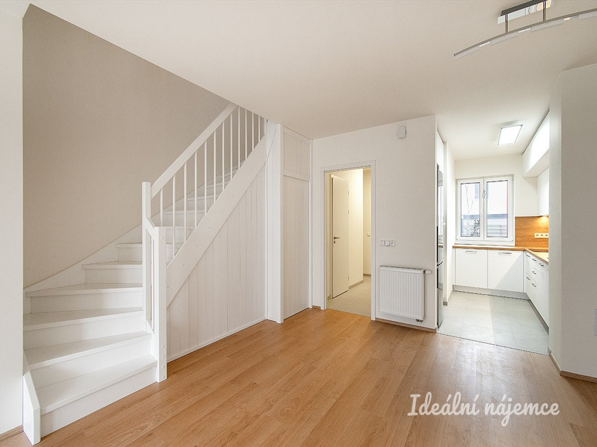 Pronájem bytu 4+kk 107 m² – fotografie 5