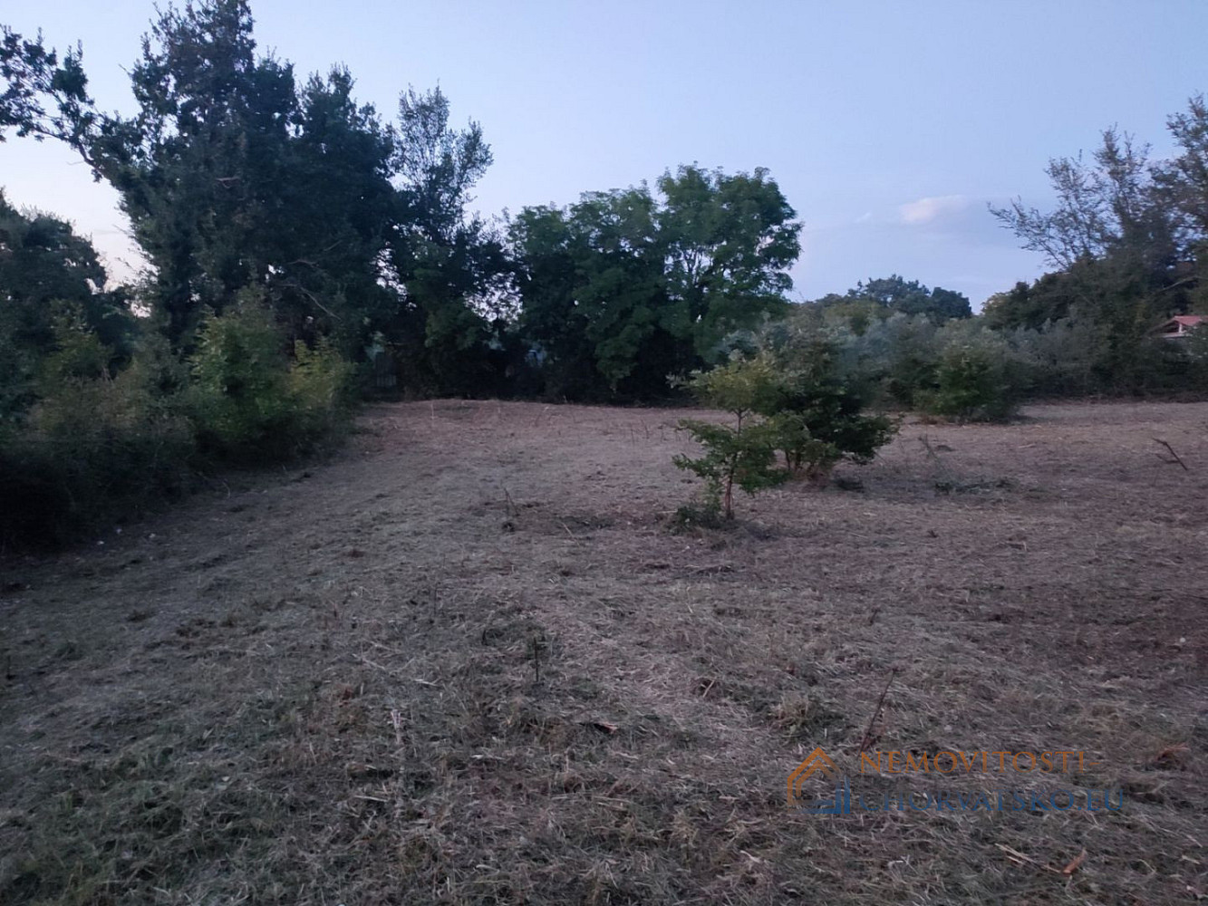 Prodej stavebního pozemku 990 m² - Ansicht 2